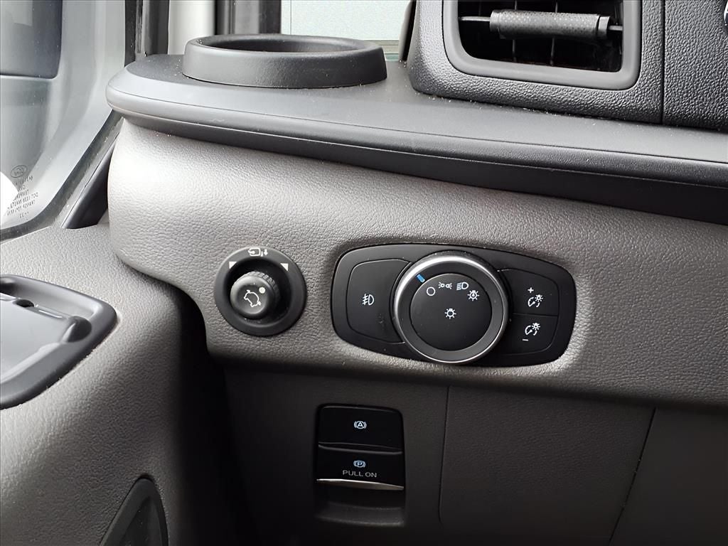 2022 Ford Transit-350 XLT