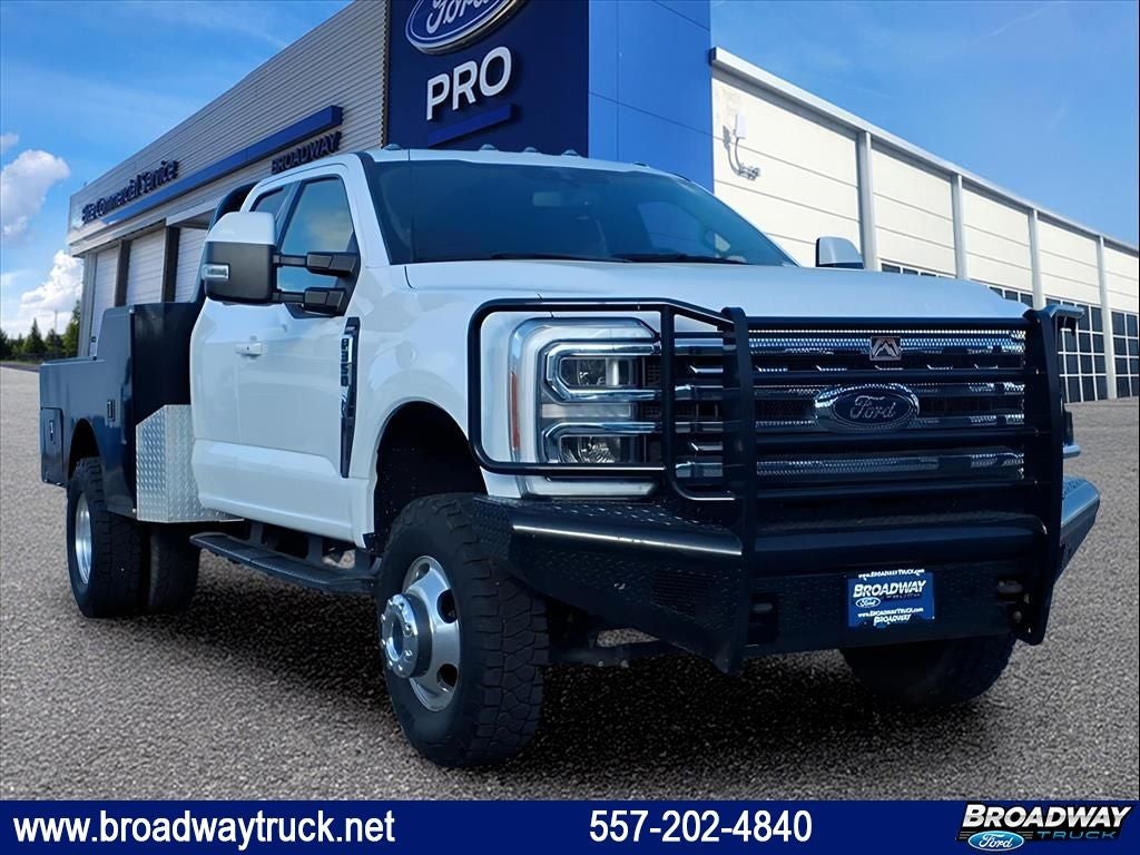 2023 Ford F-350SD Lariat DRW