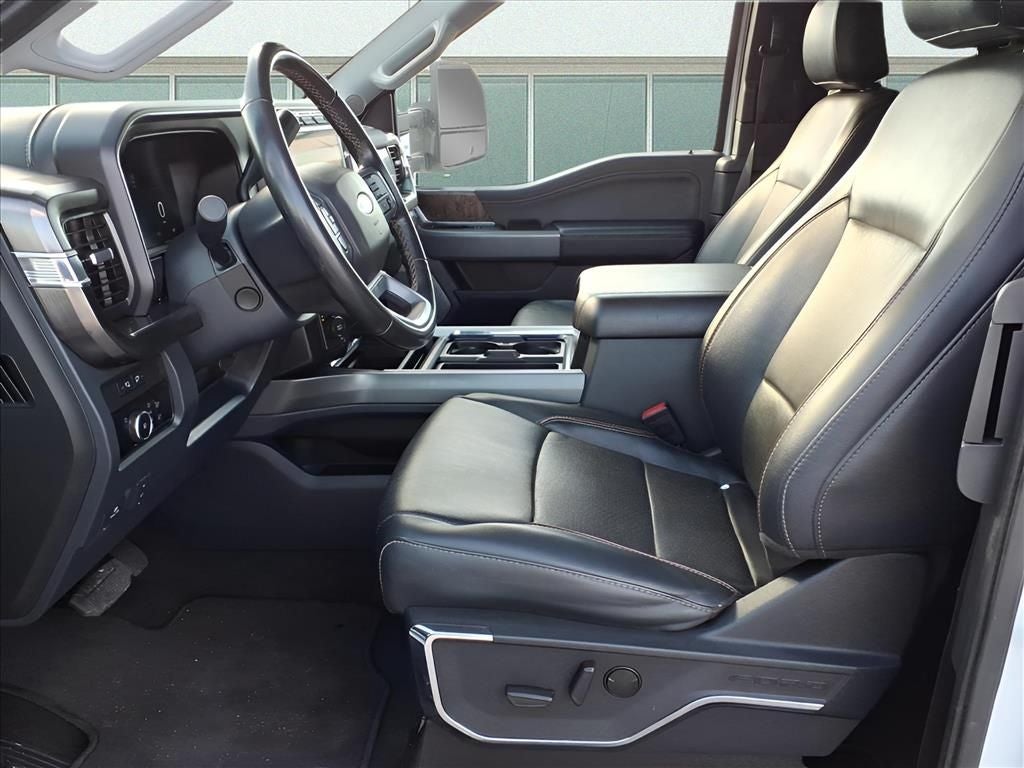 2023 Ford F-350SD Lariat DRW