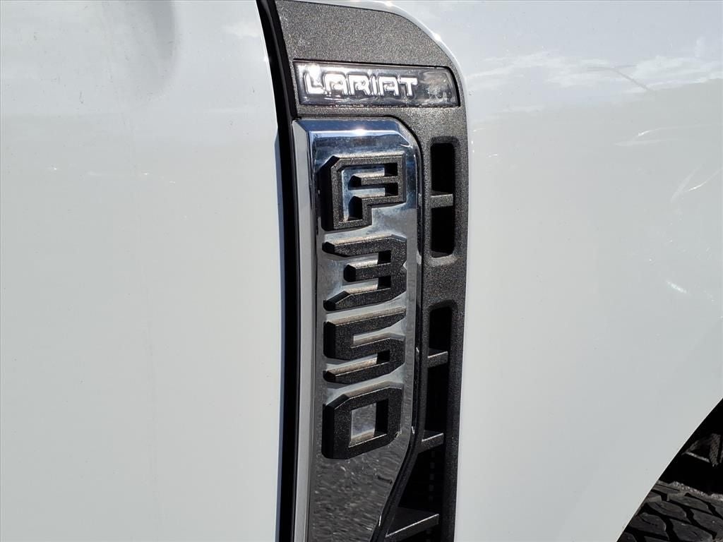 2023 Ford F-350SD Lariat DRW