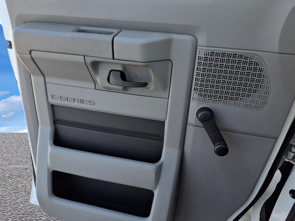 2025 Ford E-450SD Base