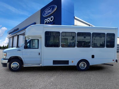 2025 Ford E-450SD Base