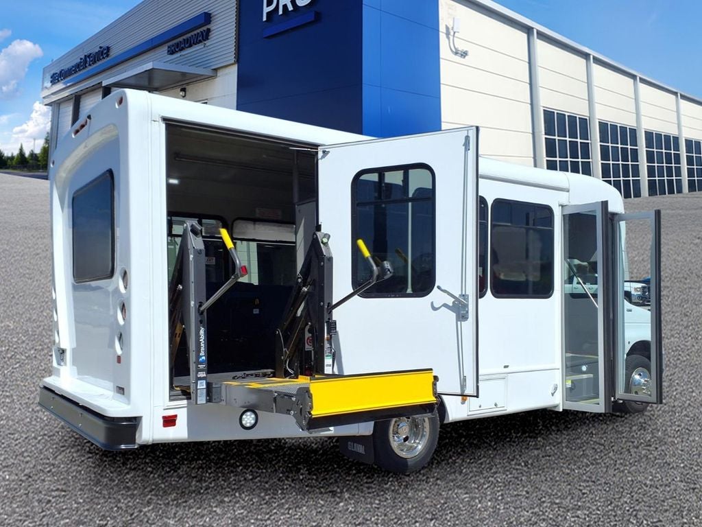 2025 Ford E-450SD Base