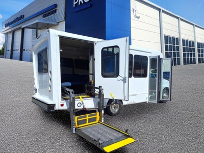 2025 Ford E-450SD Base