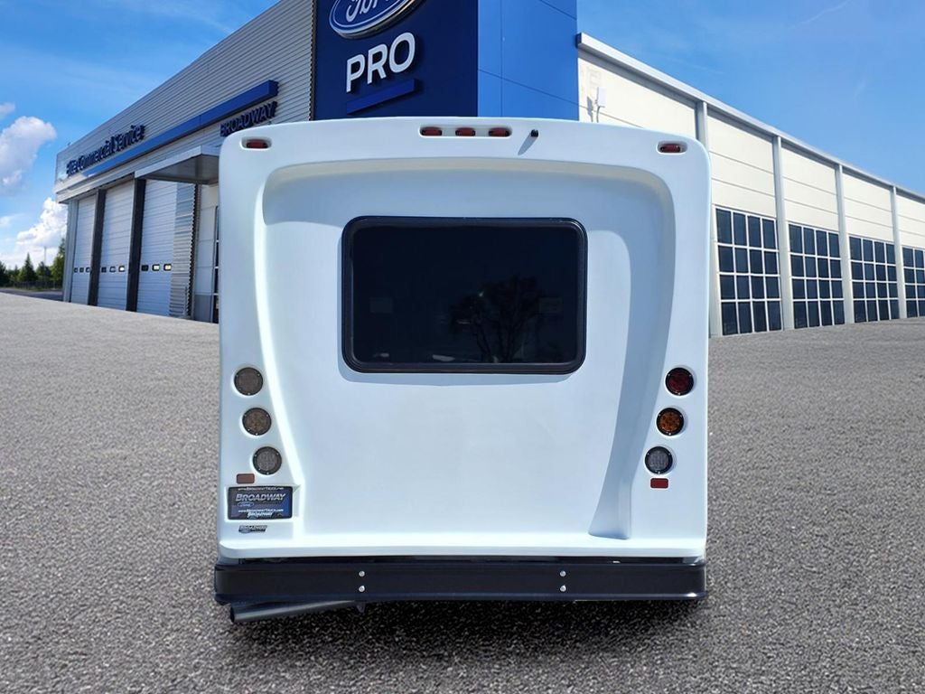 2025 Ford E-450SD Base