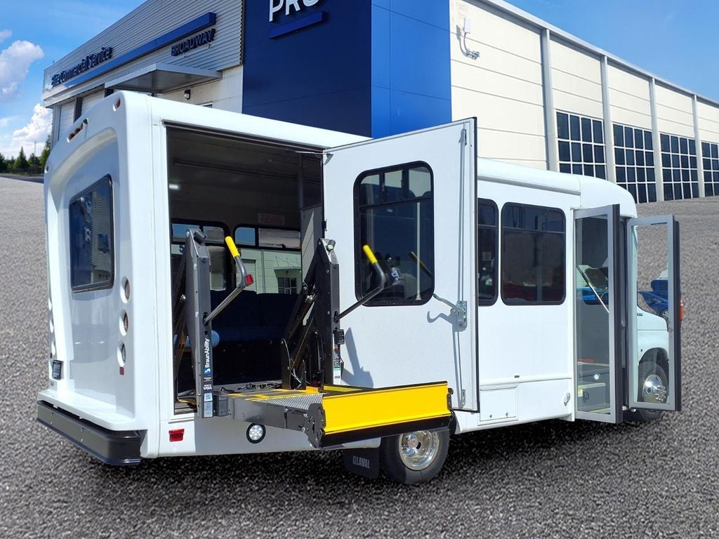 2025 Ford E-450SD Base