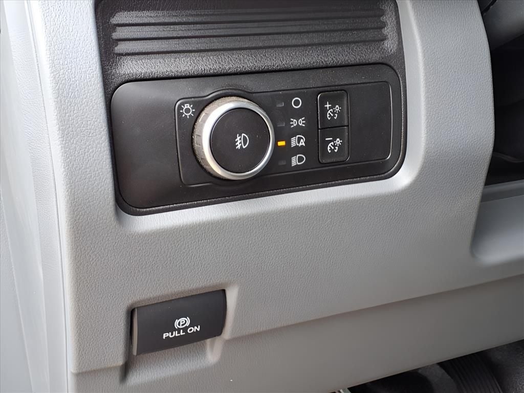 2024 Ford F-600SD XL