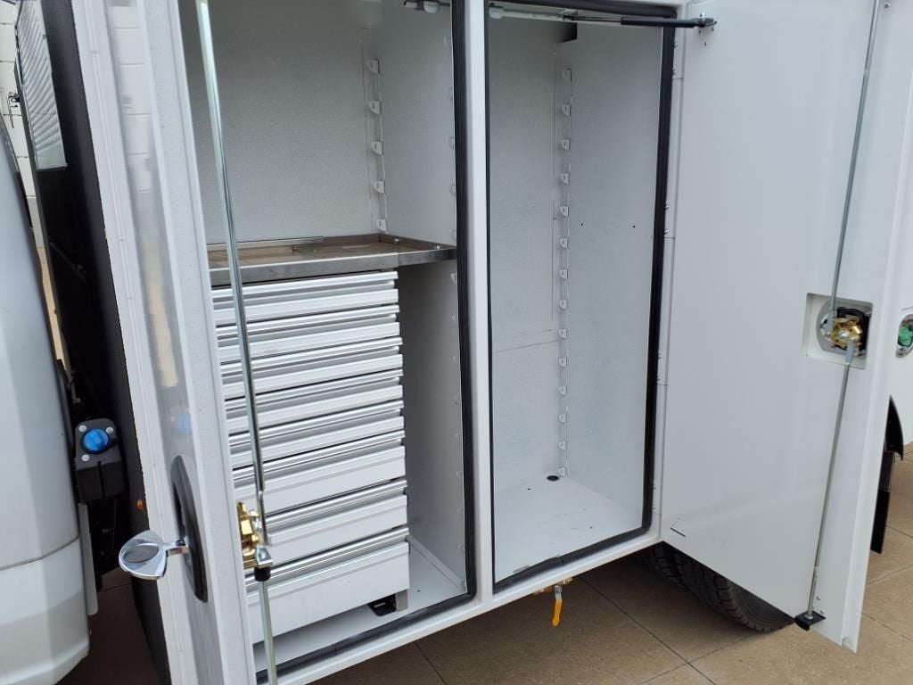 2024 Ford F-600SD XL