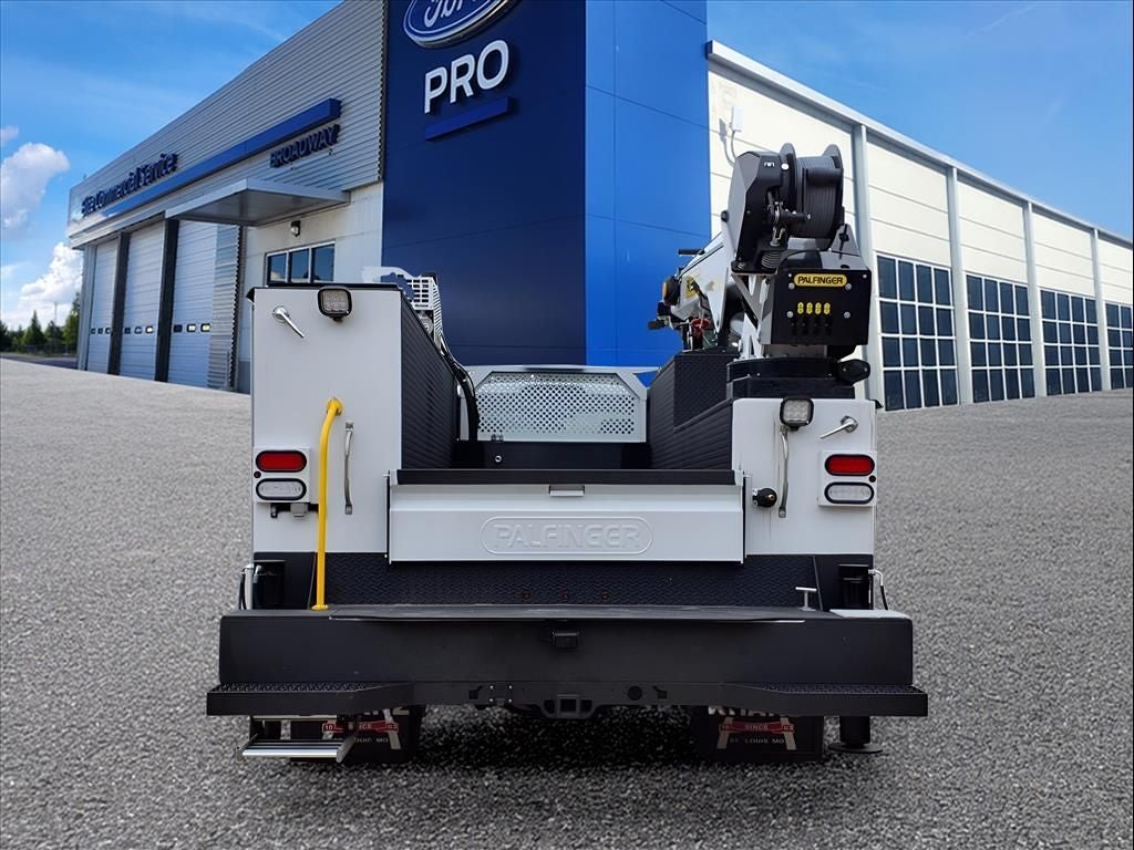 2024 Ford F-600SD XL