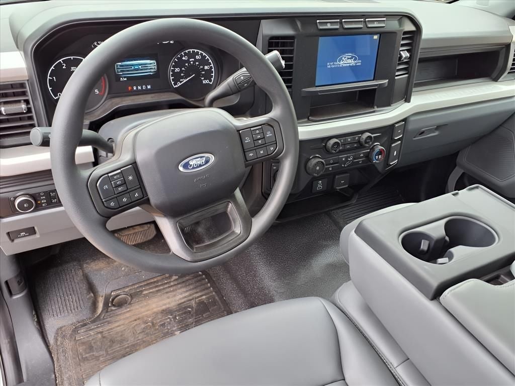 2024 Ford F-600SD XL