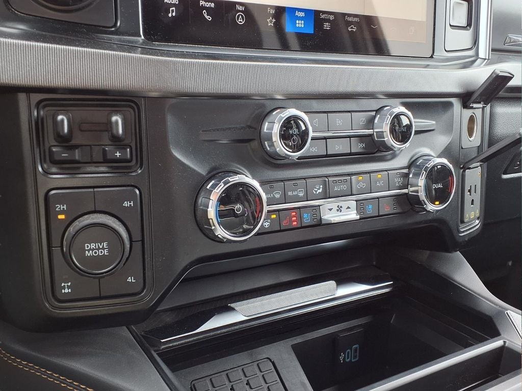 2024 Ford F-350SD Platinum