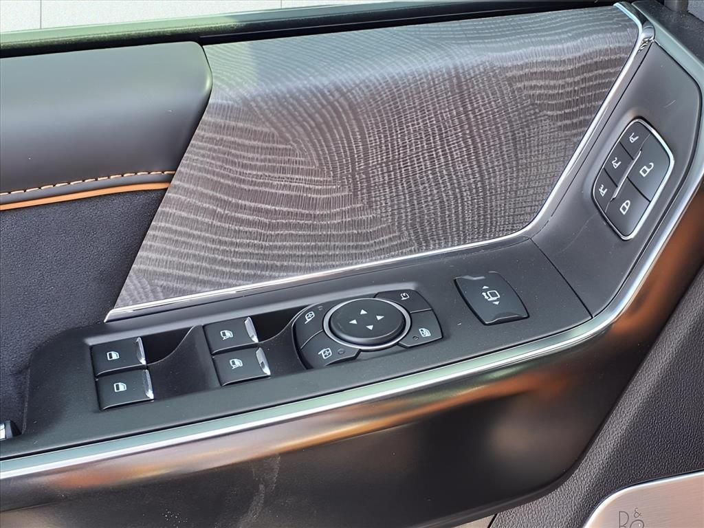 2024 Ford F-450SD Platinum DRW