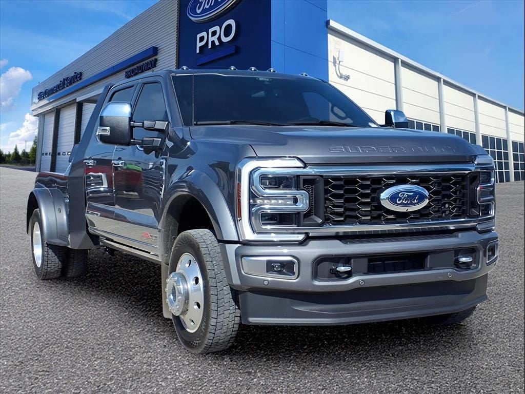 2024 Ford F-450SD Platinum DRW