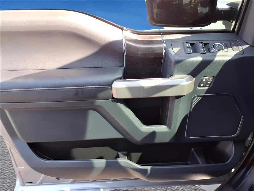 2022 Ford F-450SD Lariat DRW