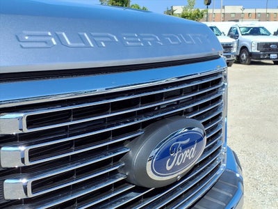 2022 Ford F-450SD Lariat DRW