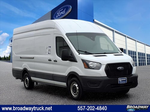 2022 Ford Transit-250 Base