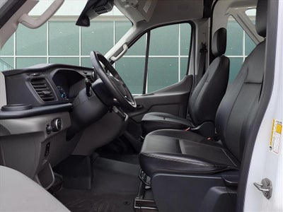2022 Ford Transit-250 Base