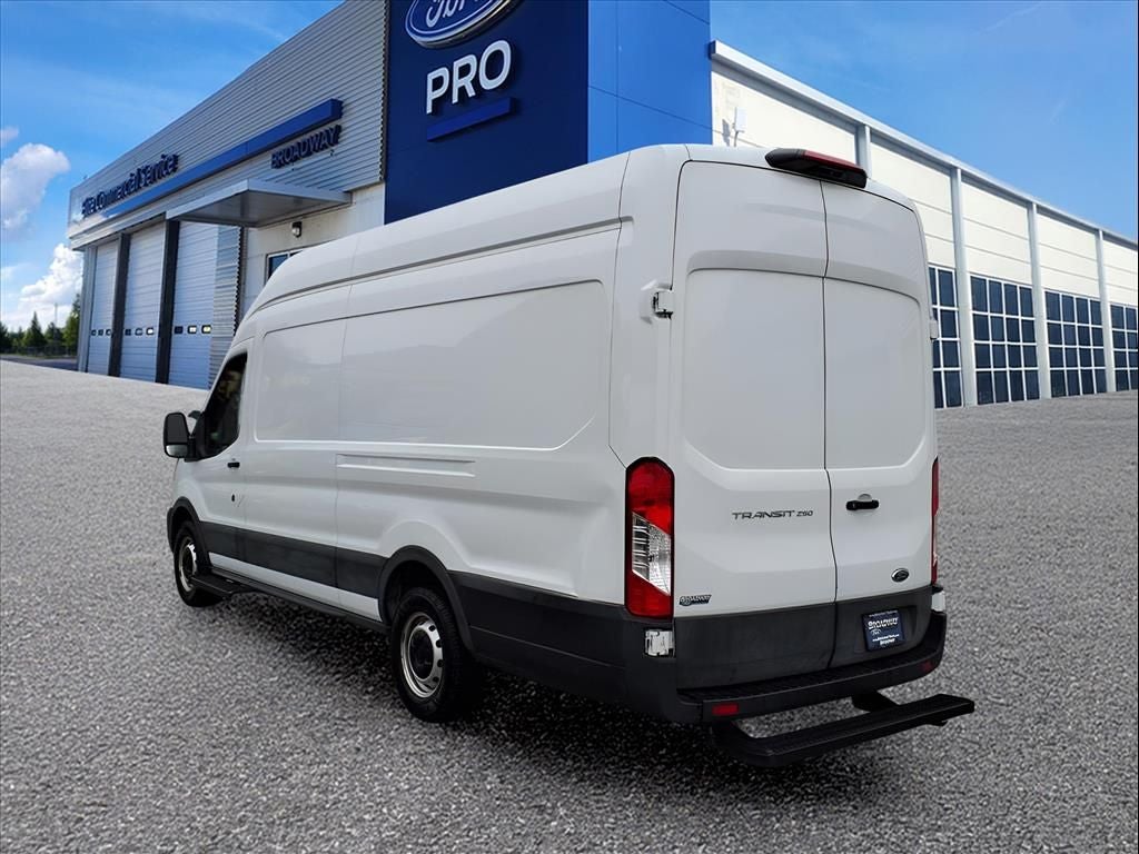 2022 Ford Transit-250 Base