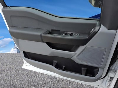 2025 Ford Super Duty F-550 DRW Crane