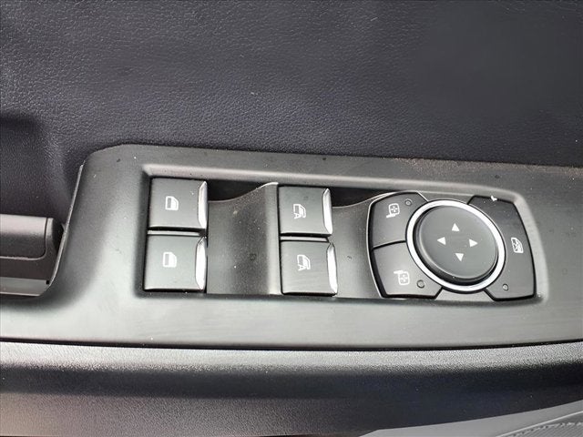 2025 Ford Super Duty F-550 DRW Crane