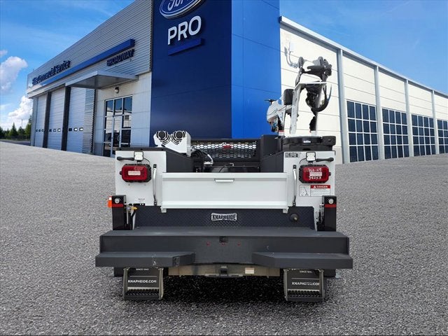 2025 Ford Super Duty F-550 DRW Crane