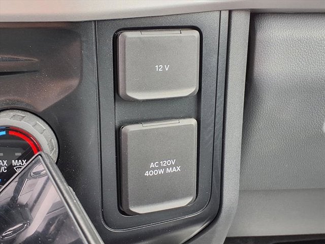 2025 Ford Super Duty F-550 DRW Crane