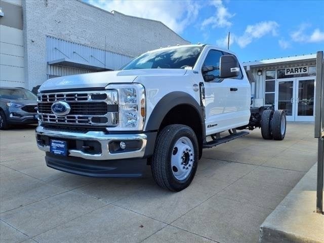 2024 Ford Super Duty F-550 DRW F-550® XL
