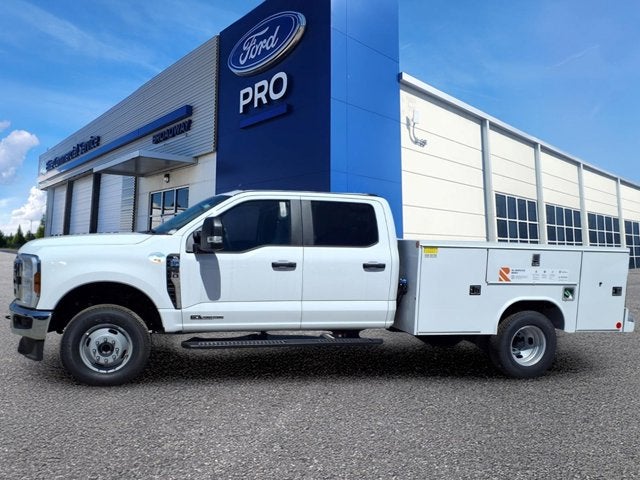 2026 Ford Super Duty F-350 DRW XL
