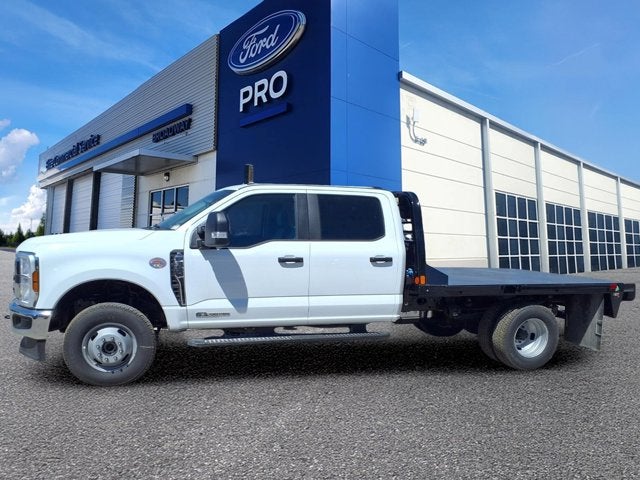 2026 Ford Super Duty F-350 DRW F-350® XL