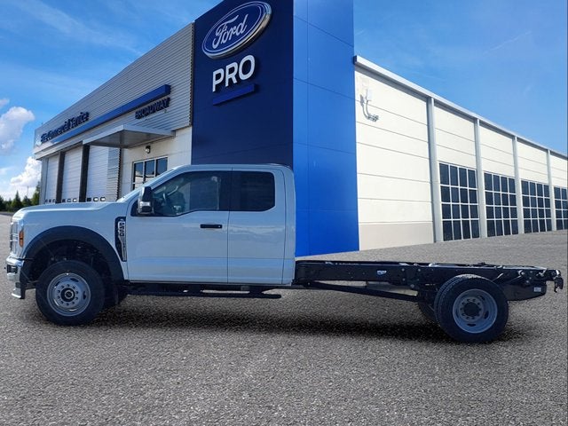 2026 Ford Super Duty F-450 DRW F-450® XL