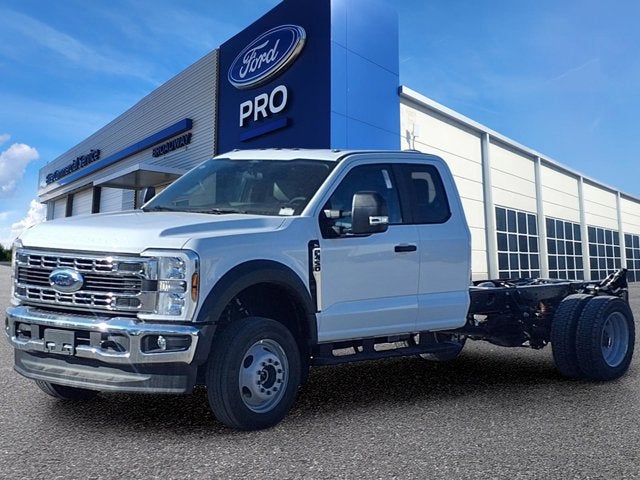 2026 Ford Super Duty F-450 DRW F-450® XL