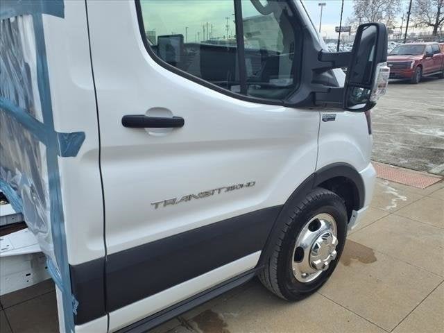 2024 Ford Transit Cutaway Cutaway