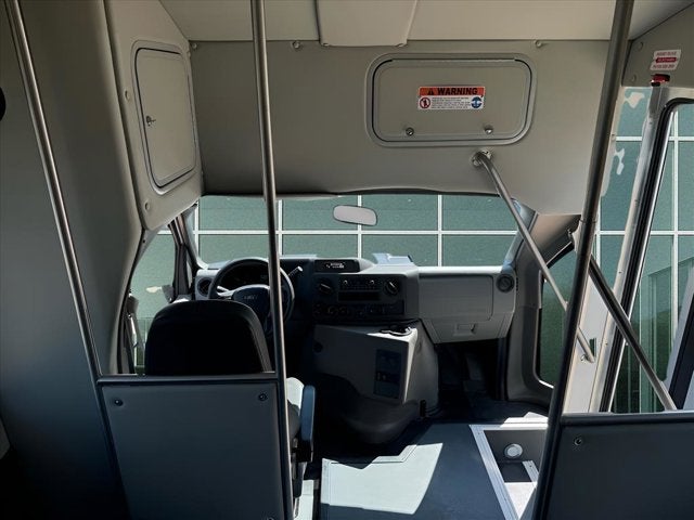 2025 Ford E-450 SHUTTLE BUS