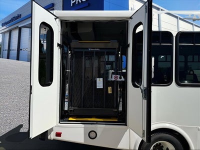 2025 Ford E-450 SHUTTLE BUS