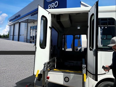 2025 Ford E-450 SHUTTLE BUS