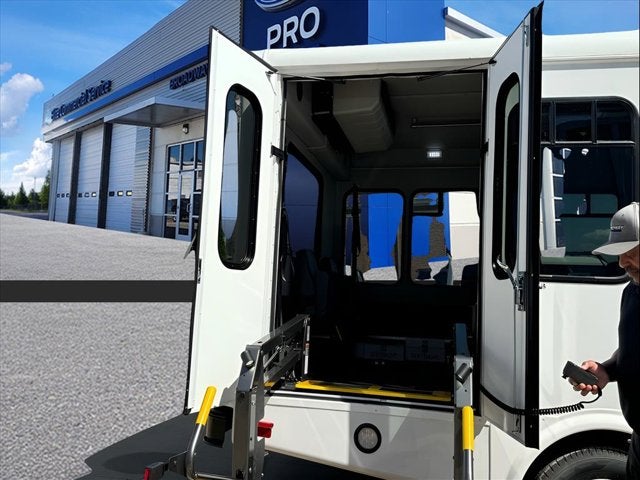 2025 Ford E-450 SHUTTLE BUS