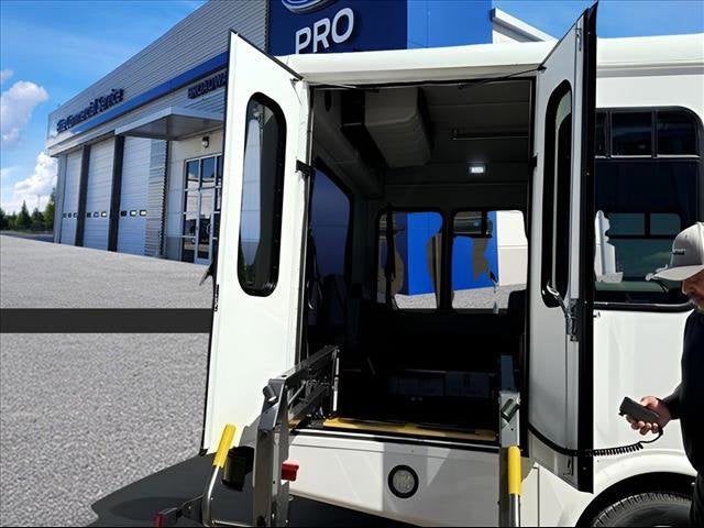 2025 Ford E-450 SHUTTLE BUS