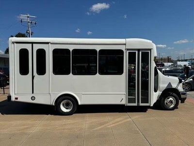 2025 Ford E-450 SHUTTLE BUS