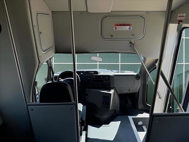 2025 Ford E-450 SHUTTLE BUS
