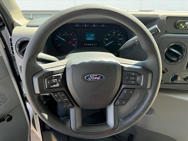 2025 Ford E-450 SHUTTLE BUS