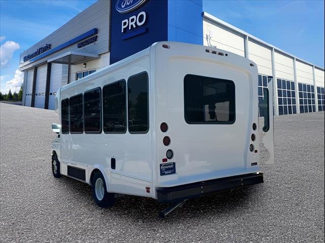 2025 Ford E-450 SHUTTLE BUS