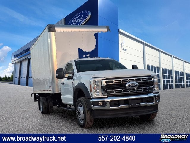 2026 Ford Super Duty F-550 DRW 16FT BOX