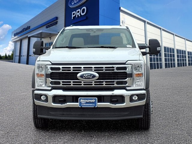 2026 Ford Super Duty F-550 DRW F-550® XL