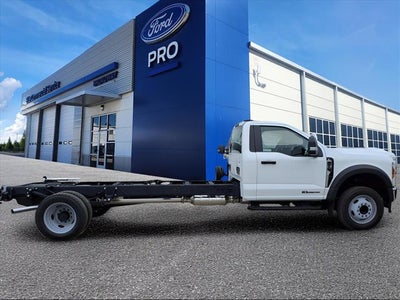 2025 Ford Super Duty F-550 DRW XL