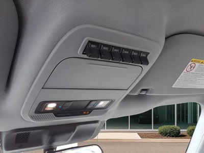 2025 Ford Super Duty F-550 DRW XL