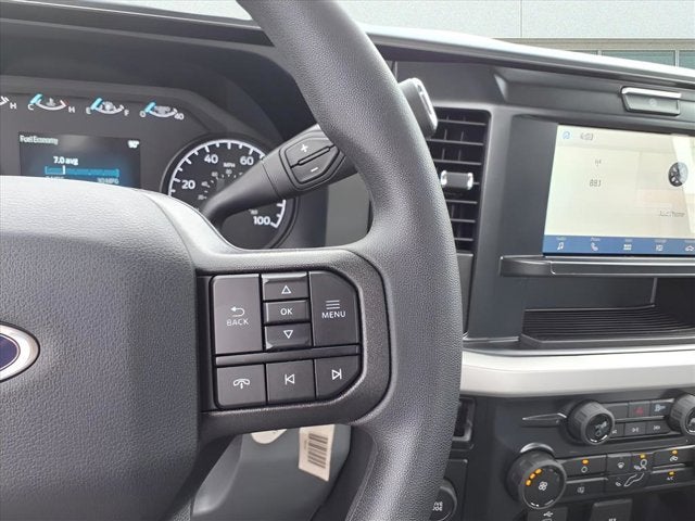 2025 Ford Super Duty F-550 DRW XL