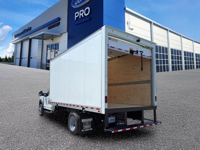 2026 Ford Super Duty F-550 DRW F-550® XL