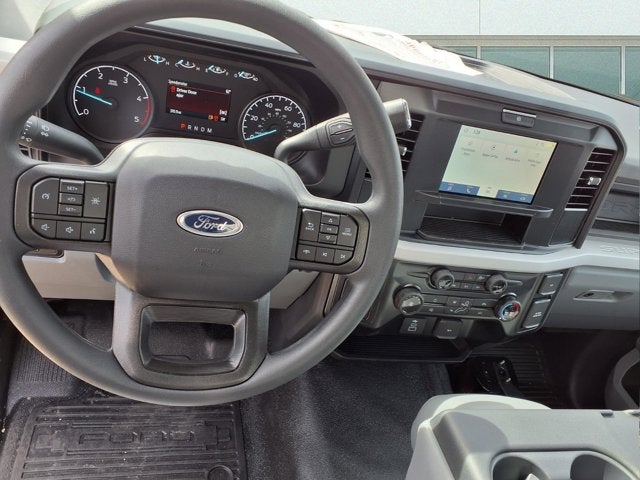 2026 Ford Super Duty F-550 DRW F-550® XL