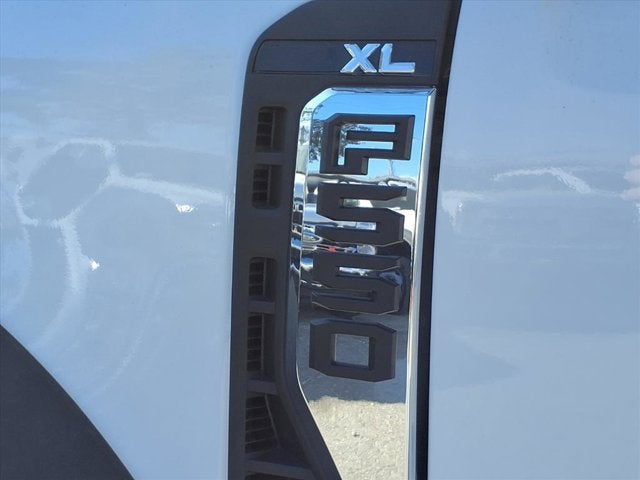 2026 Ford Super Duty F-550 DRW F-550® XL