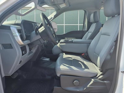 2025 Ford Super Duty F-550 DRW XL